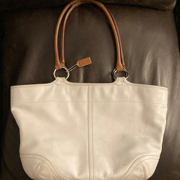 Cream and brown colored Coach shoulder bag - Picture 1 of 3